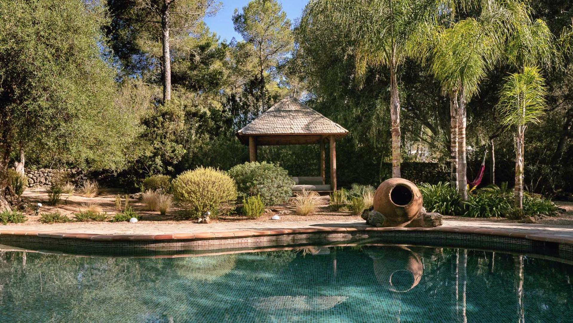 La Finca Agroturismo Can Bet ซานตาเอวเลเรียเดสริว ภายนอก รูปภาพ